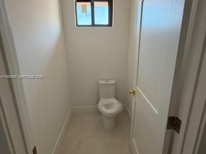 2800 SW 38th Ct, Miami FL 33134