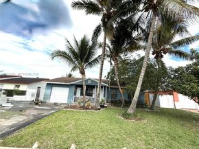 1020 SW 81st Ter, North Lauderdale FL 33068