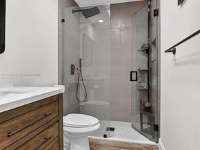 102 Sun Terrace Ct, Palm Beach Gardens FL 33403