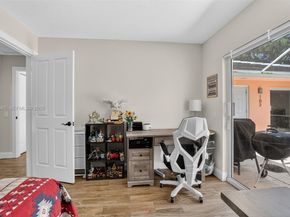 102 Sun Terrace Ct, Palm Beach Gardens FL 33403