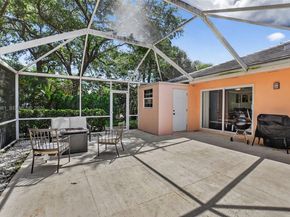 102 Sun Terrace Ct, Palm Beach Gardens FL 33403