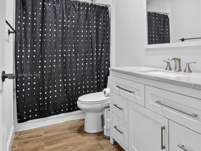 102 Sun Terrace Ct, Palm Beach Gardens FL 33403