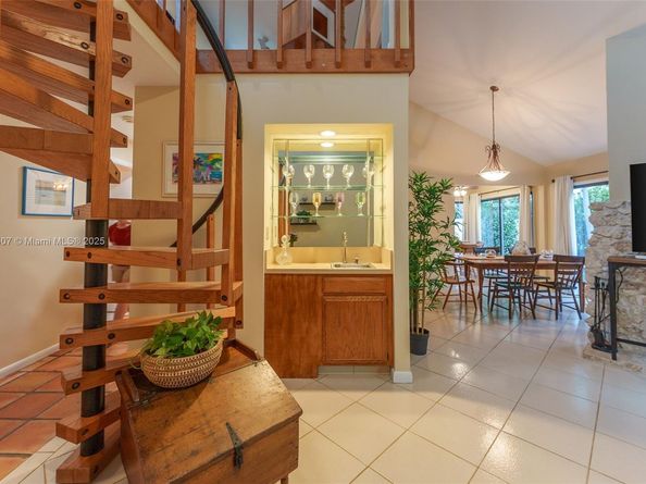 17068 Traverse Cir, Jupiter FL 33477