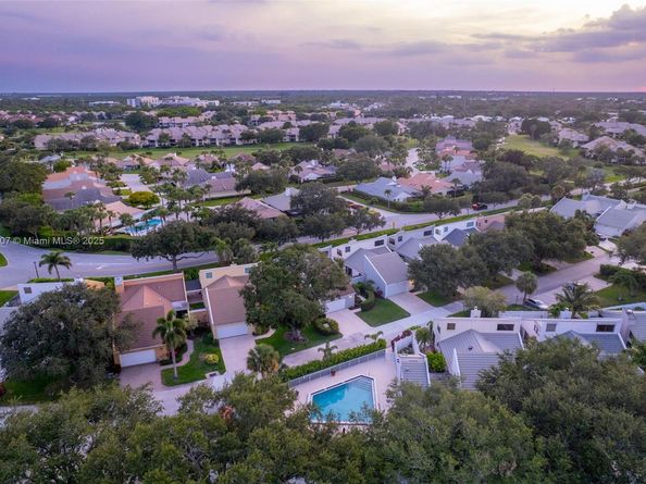 17068 Traverse Cir, Jupiter FL 33477