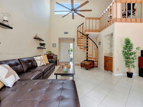 17068 Traverse Cir, Jupiter FL 33477
