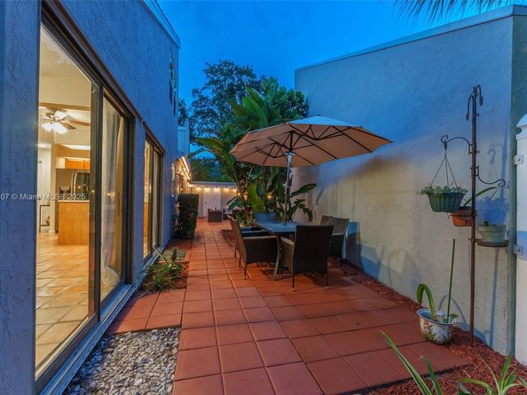 17068 Traverse Cir, Jupiter FL 33477