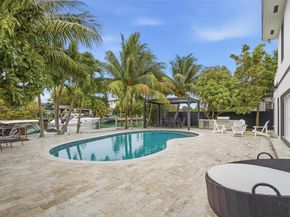 1895 NE 118th Rd, North Miami FL 33181