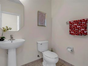 3257 NW 31st Ter, Oakland Park FL 33309
