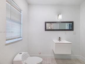 529 NW 42nd St, Miami FL 33127