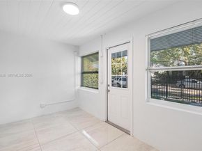 529 NW 42nd St, Miami FL 33127