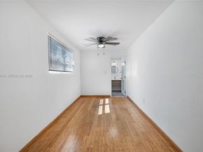 529 NW 42nd St, Miami FL 33127