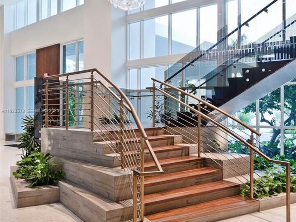 2020 N Bayshore Dr 4103, Miami FL 33137