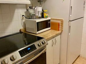 15610 NE 6th Ave 32D, Miami FL 33162