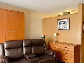 15610 NE 6th Ave 32D, Miami FL 33162