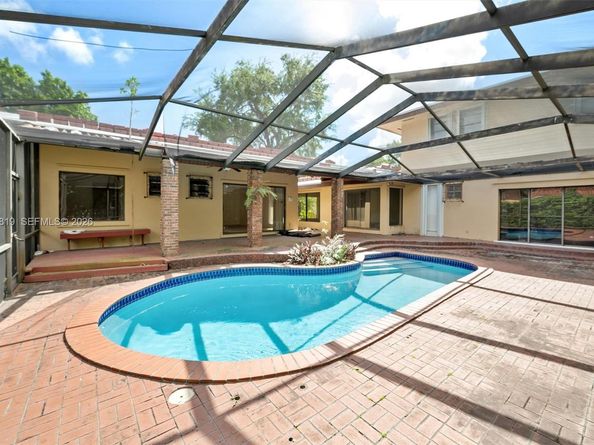 1545 Cantoria Ave, Coral Gables FL 33146