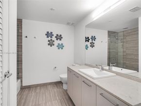 1010 Brickell Ave 1607, Miami FL 33131
