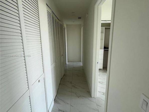 2000 Metropica Way 901, Sunrise FL 33323