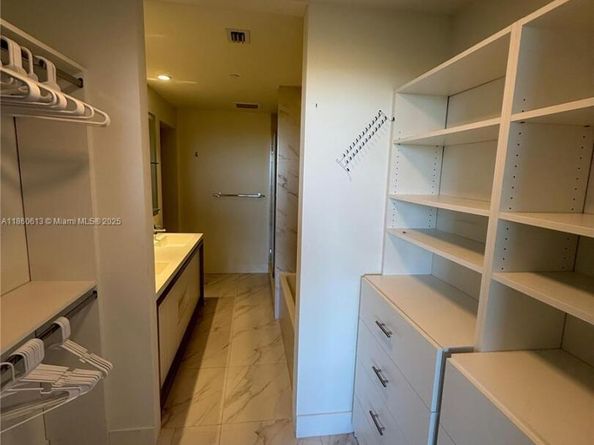 2000 Metropica Way 901, Sunrise FL 33323