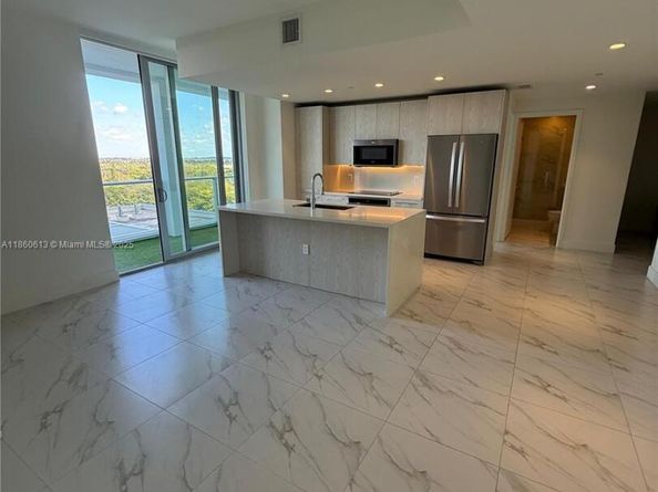 2000 Metropica Way 901, Sunrise FL 33323