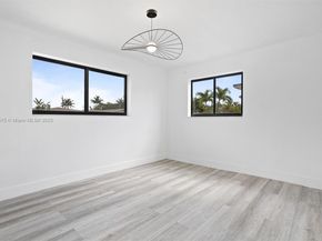70 NE 186th Ter, Miami FL 33179