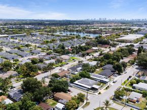 70 NE 186th Ter, Miami FL 33179
