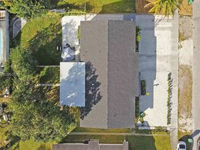 70 NE 186th Ter, Miami FL 33179