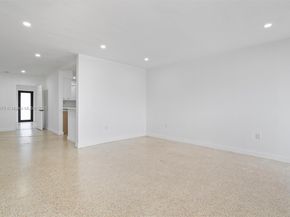 70 NE 186th Ter, Miami FL 33179