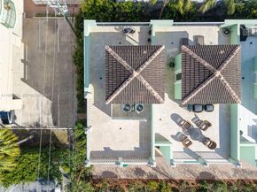 430 Sunset Dr, Pompano Beach FL 33062