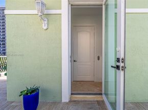 430 Sunset Dr, Pompano Beach FL 33062