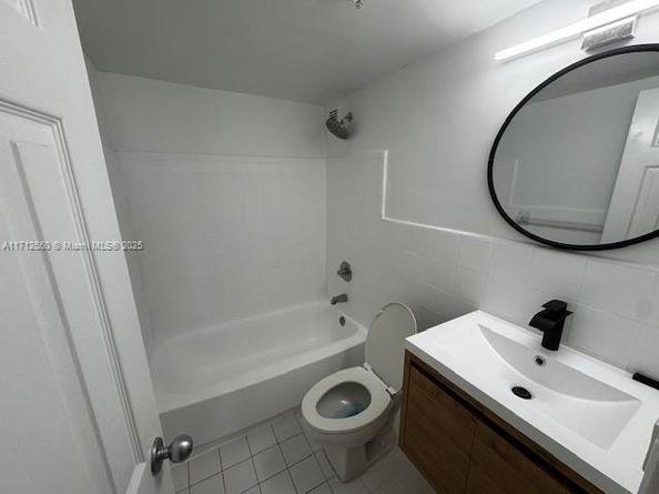 1500 Bay Rd 1070S, Miami Beach FL 33139