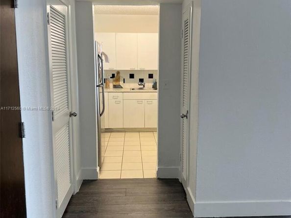 1500 Bay Rd 1070S, Miami Beach FL 33139