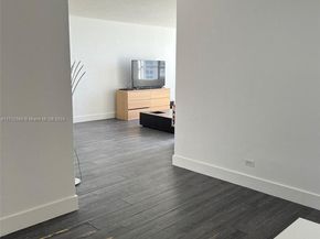 1500 Bay Rd 1070S, Miami Beach FL 33139