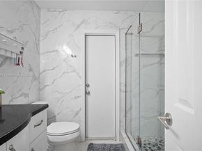 4180 NW 103rd Dr, Coral Springs FL 33065
