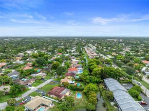 4180 NW 103rd Dr, Coral Springs FL 33065