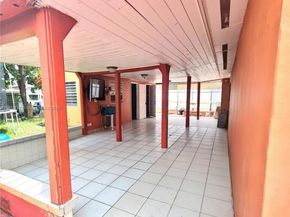 309 E 18th St, Hialeah FL 33010