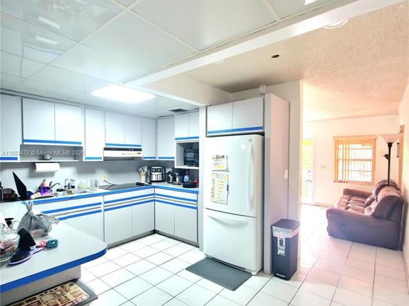 309 E 18th St, Hialeah FL 33010