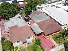 309 E 18th St, Hialeah FL 33010