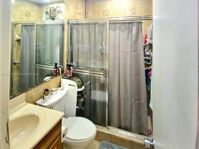 309 E 18th St, Hialeah FL 33010