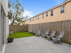 1418 SE 26th Ter, Homestead FL 33035