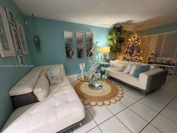 13216 SW 10th Ter, Miami FL 33184