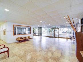 6900 Bay Dr 10K, Miami Beach FL 33141