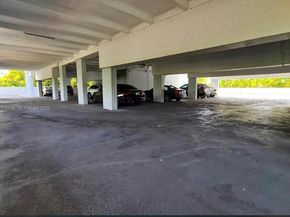 6900 Bay Dr 10K, Miami Beach FL 33141