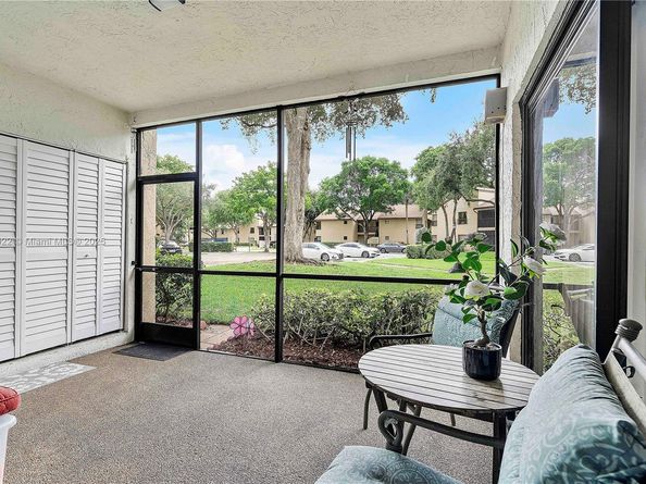 3773 Cocoplum Cir 3575, Coconut Creek FL 33063