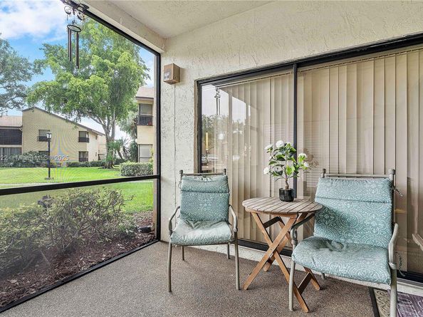 3773 Cocoplum Cir 3575, Coconut Creek FL 33063