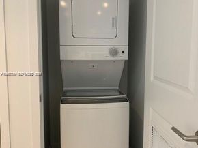 1600 NE 1st Ave 3319, Miami FL 33132