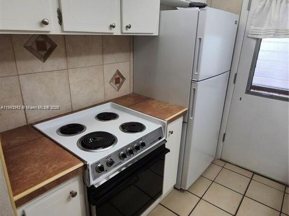 16901 NE 13th Ave 306, Miami FL 33162