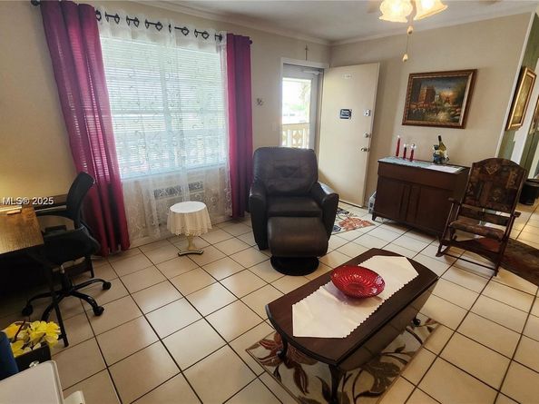 16901 NE 13th Ave 306, Miami FL 33162