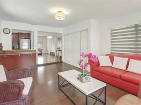 6871 SW 37th St, Miami FL 33155