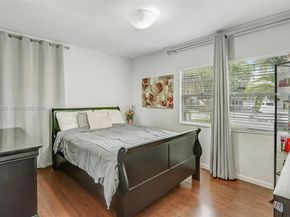 6871 SW 37th St, Miami FL 33155