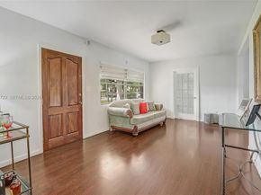 6871 SW 37th St, Miami FL 33155